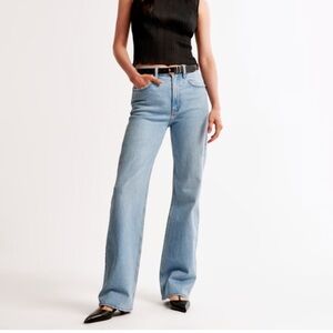 Abercrombie & Fitch Light Blue Relaxed Jeans